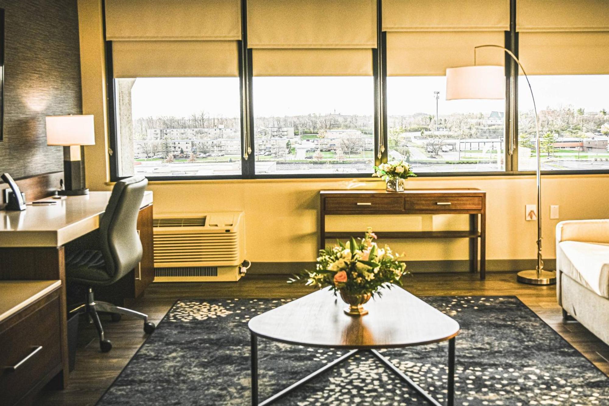 Delta Hotels By Marriott Cincinnati Sharonville Εξωτερικό φωτογραφία