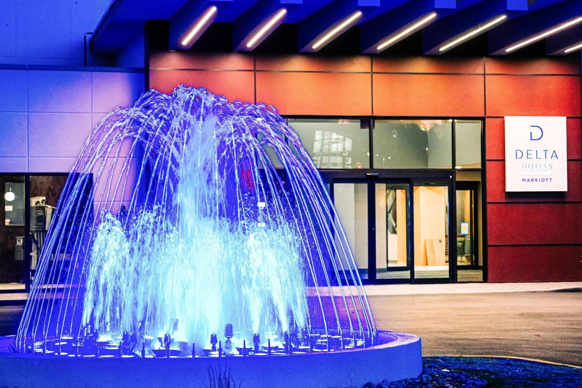 Delta Hotels By Marriott Cincinnati Sharonville Εξωτερικό φωτογραφία